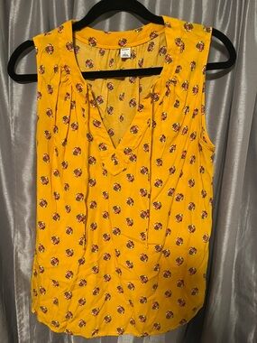 Old Navy Mustard Yellow Floral V-Neck Sleeveless Camisole